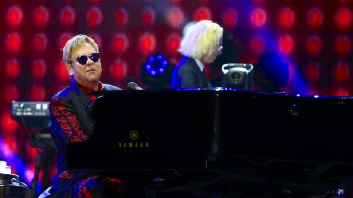 Elton John tells US Congress it has the power to end Aids